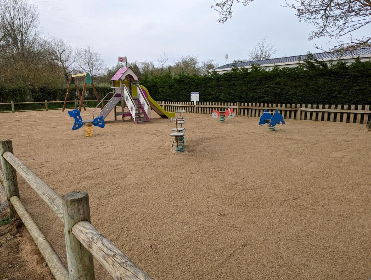 Camping De Lanven Plomeur المظهر الخارجي الصورة